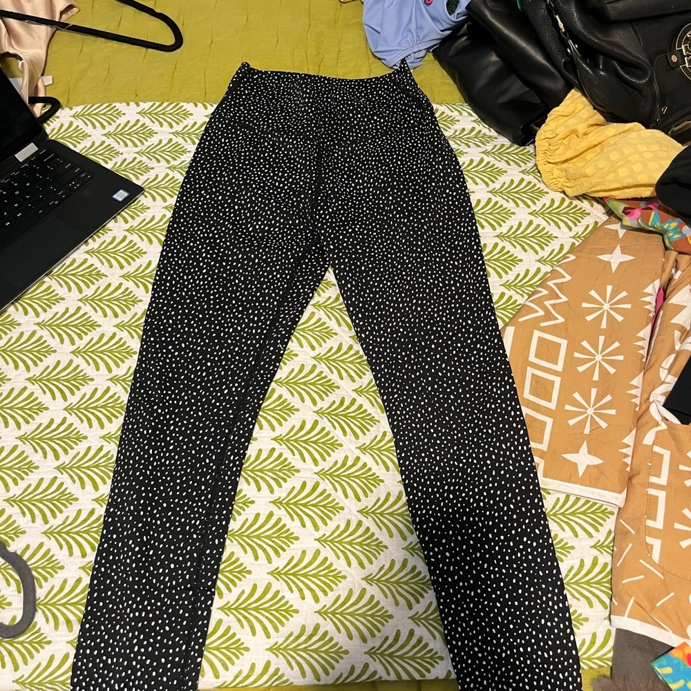 Elegant Black and White Women's Leggings